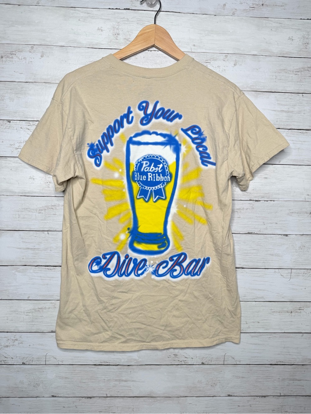 Pabst Blue Ribbon PBR Support Your Local Dive Bar Graphic T Shirt Medium
